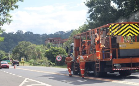 Rodovia Engenheiro Geraldo Mantovani recebe pintura de faixas