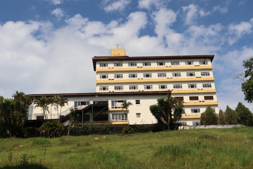Prédio do antigo Grande Hotel Serra Negra vai a leilão