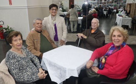 Atividade recreativa para a terceira idade celebrou Dia dos Pais em Serra Negra