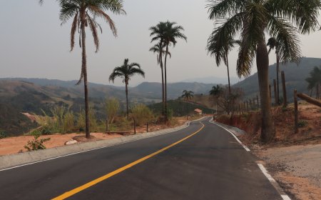 Com asfalto novo, duas importantes vias rurais de Serra Negra recebem demarcação de solo