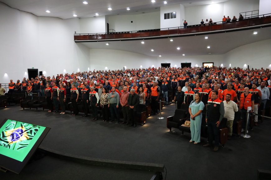 Defesa Civil de Serra Negra participa do evento de capacitação SP Sempre Alerta 2025