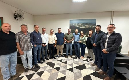 Deputado Carlos Sampaio anuncia emendas para Serra Negra