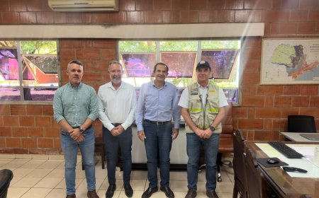 Prefeito de Serra Negra discute melhorias em infraestrutura com o DER em Campinas