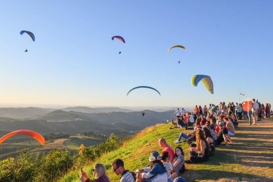 Feriados prolongados impulsionam turismo no Circuito das Águas Paulista em 2025