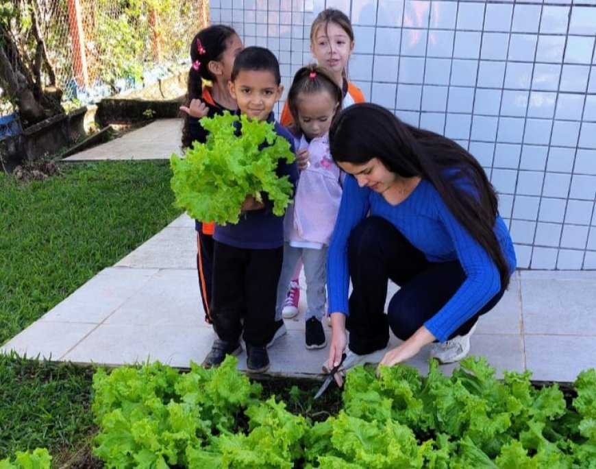 Dia de Colheita celebra o sucesso do projeto “Horta nas Escolas”