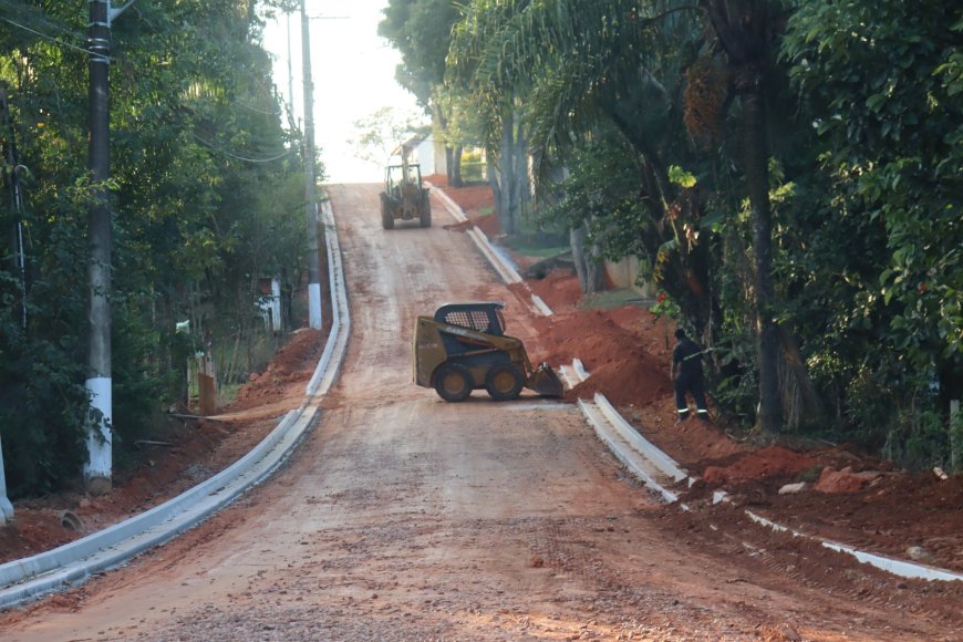 Programa Prefeitura Bairro a Bairro recupera vias públicas em Serra Negra