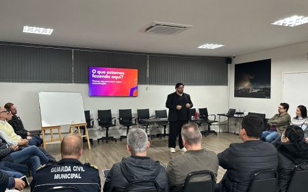 Equipe da prefeitura de Serra Negra participa de Seminário de Comunicação