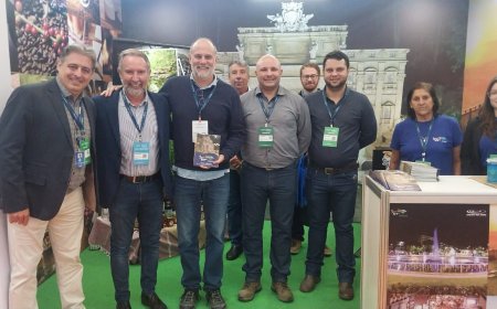 Serra Negra se destaca no Conexidades 2025 com estande que valoriza o turismo local