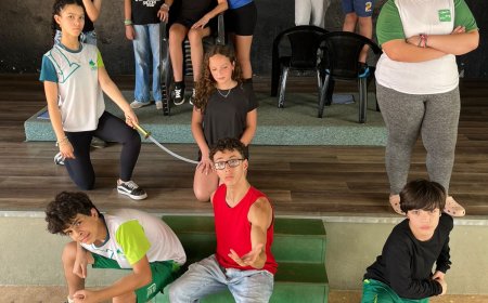 Colégio Libere Vivere apresenta adaptação teatral “Hamlet’s!” com direção de Breno Floriz