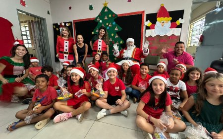 Fundo Social de Solidariedade leva Papai Noel às crianças de Serra Negra