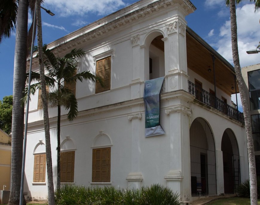 Exposição “Entre Elas” celebra o protagonismo feminino na Pinacoteca de Amparo
