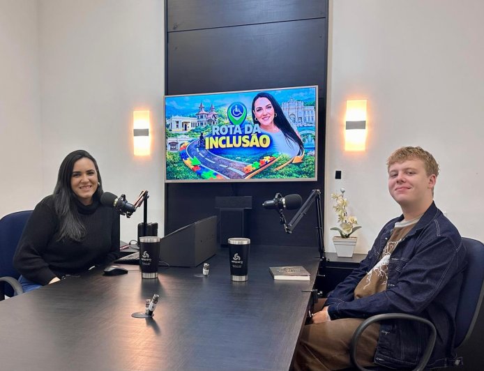 Escritor serrano de 17 anos é entrevistado na TV Amparo
