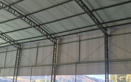 Polícia Civil investiga furto de refletores em quadra esportiva no Alto das Palmeiras