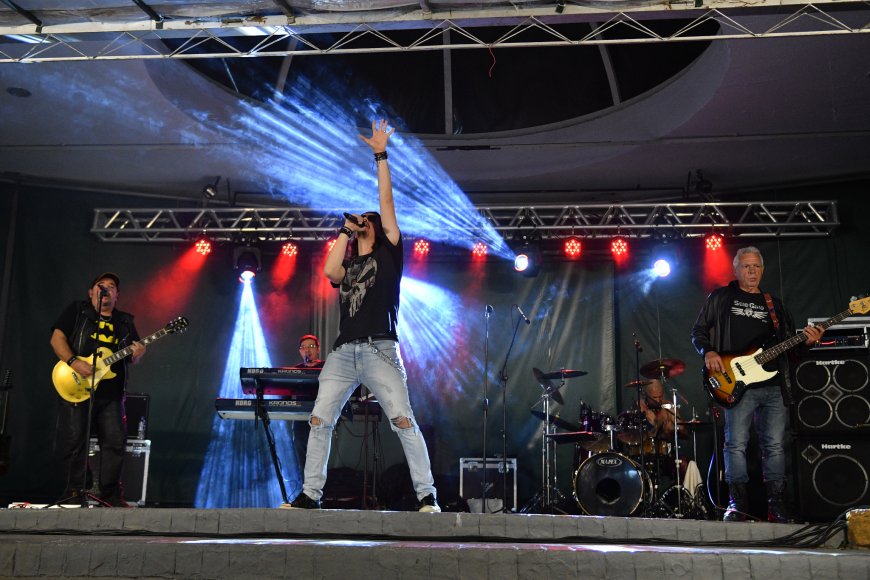 Banda Sete Galo abre show de Jota Quest nas comemorações de aniversário de Serra Negra