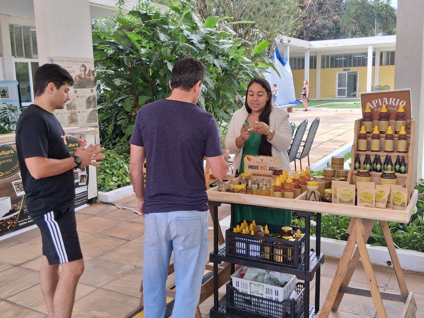 Entre Linhas e Vozes - Episódio 14: Festival do Café Especial do Circuito das Águas celebra centenário de Marie Curie em Águas de Lindóia 