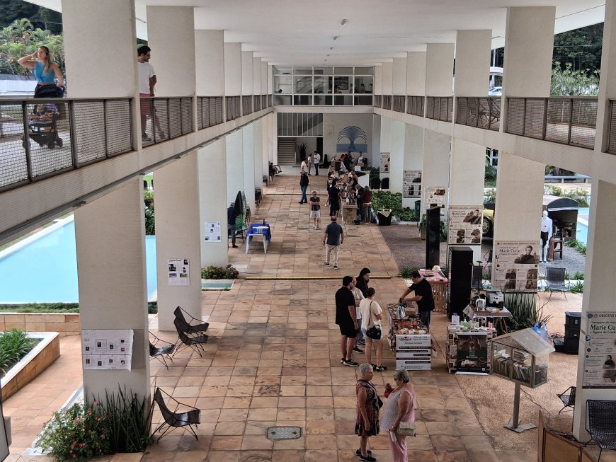 Entre Linhas e Vozes - Episódio 14: Festival do Café Especial do Circuito das Águas celebra centenário de Marie Curie em Águas de Lindóia 