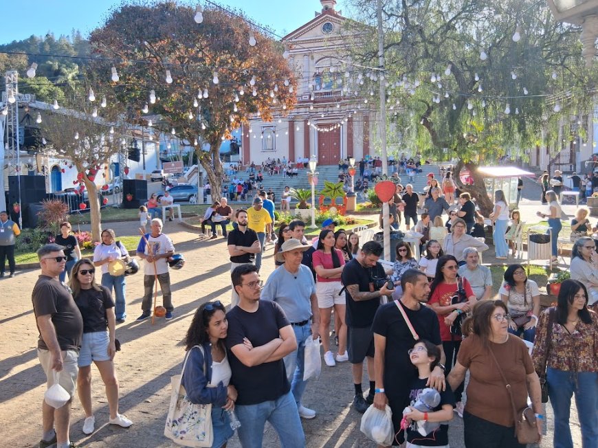 2º fim de semana da Festa do Morango começa nesta sexta-feira (28)