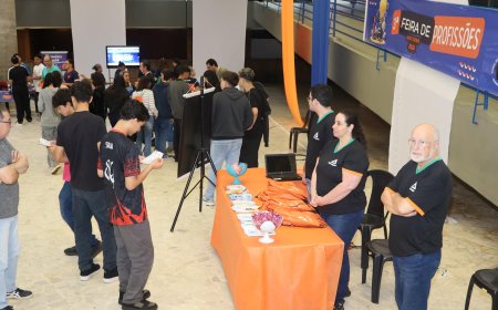 Serra Negra realiza 3ª Feira de Profissões com foco nos jovens