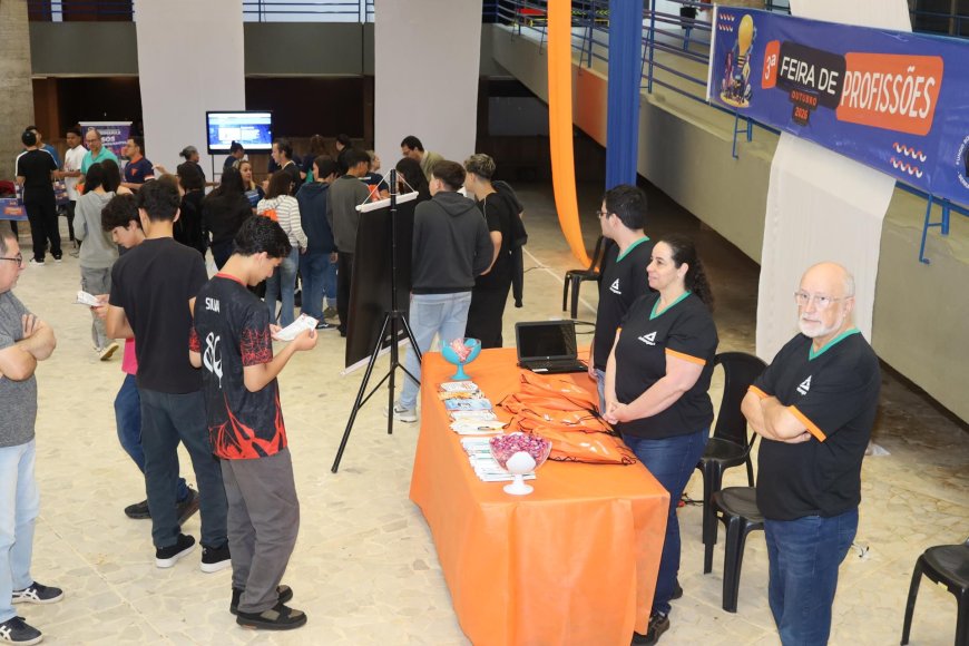 Serra Negra realiza 3ª Feira de Profissões com foco nos jovens